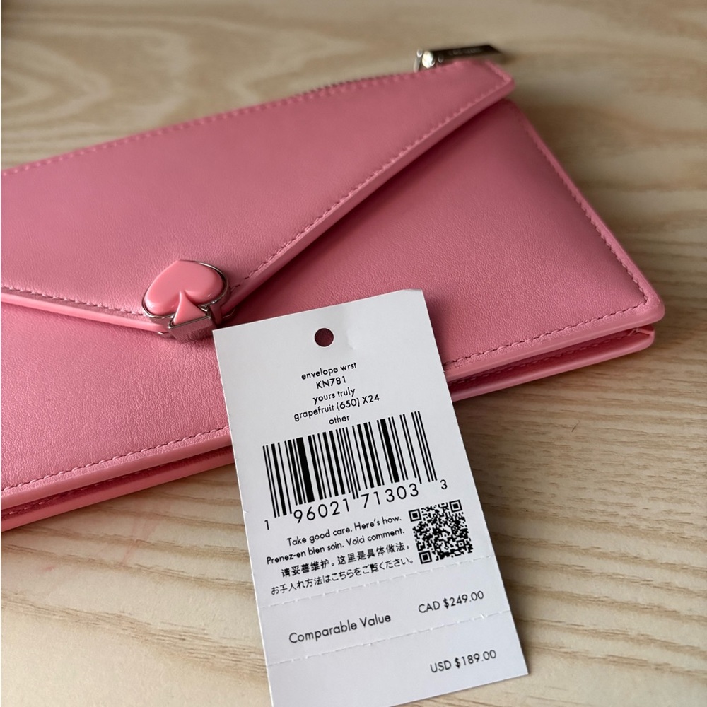 Kate Spade Wallet - Picture 4 of 4